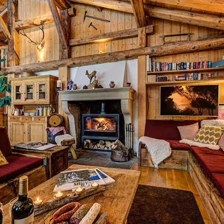 Chalet Davos: Alpine Elegance In Every Season Bedra